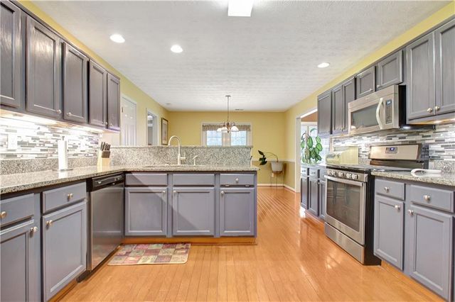 20 Brikdale Court, Newnan, GA 30265