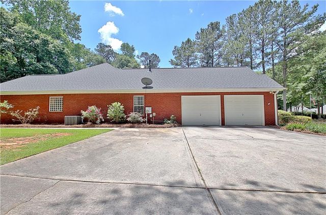 20 Brikdale Court, Newnan, GA 30265