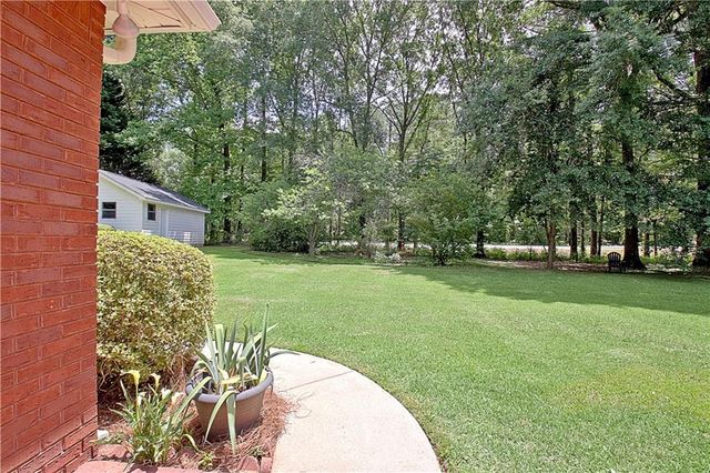 20 Brikdale Court, Newnan, GA 30265