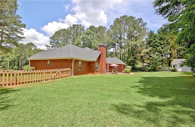 20 Brikdale Court, Newnan, GA 30265