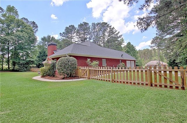 20 Brikdale Court, Newnan, GA 30265