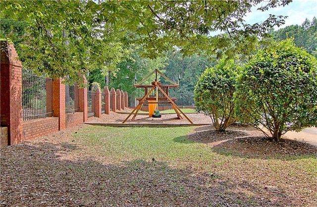20 Brikdale Court, Newnan, GA 30265