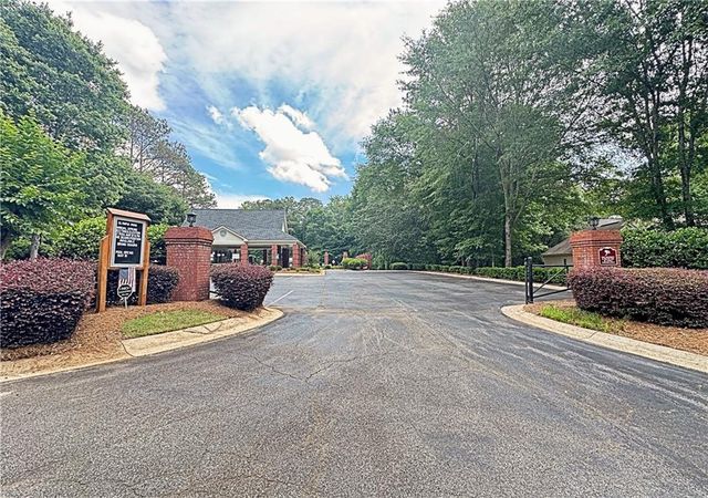 20 Brikdale Court, Newnan, GA 30265