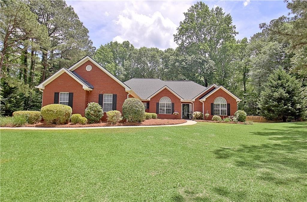 20 Brikdale Court, Newnan, GA 30265
