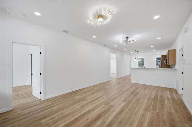 3111 E 22ND AVENUE, Tampa, FL 33605