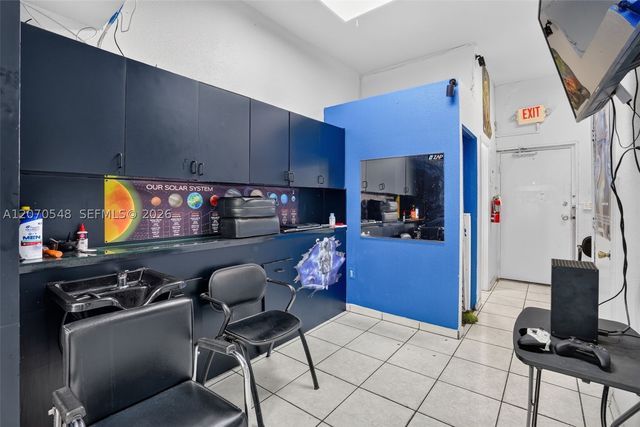 Excellent Opportunity Barbershop for Sale in the Heart of Hialeah, Hialeah, FL 33012