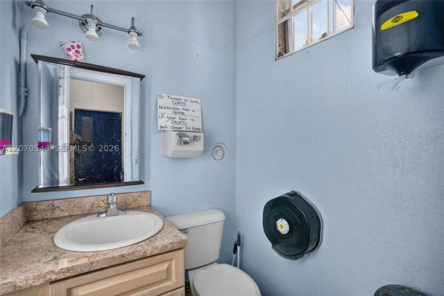 Excellent Opportunity Barbershop for Sale in the Heart of Hialeah, Hialeah, FL 33012