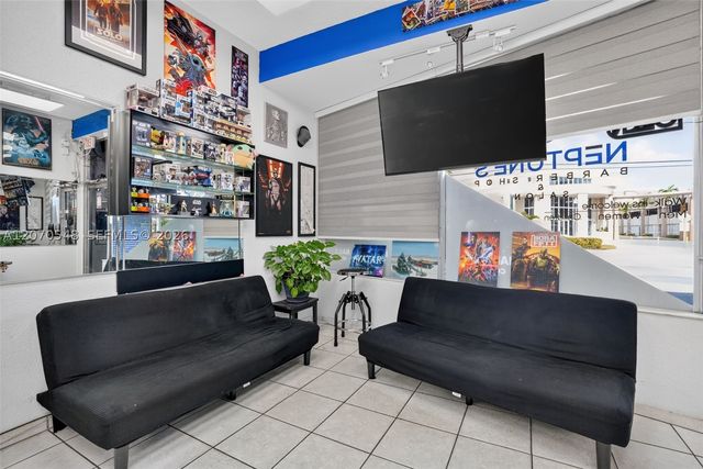 Excellent Opportunity Barbershop for Sale in the Heart of Hialeah, Hialeah, FL 33012