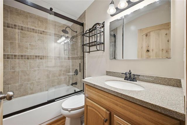 68 Country Creek Road NE, White, GA 30184