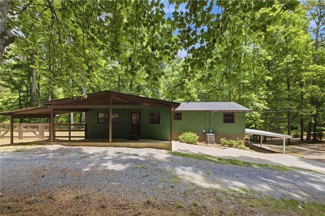 68 Country Creek Road NE, White, GA 30184
