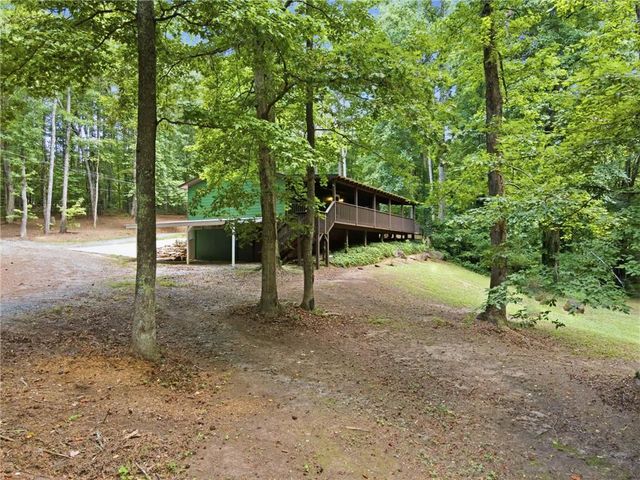 68 Country Creek Road NE, White, GA 30184