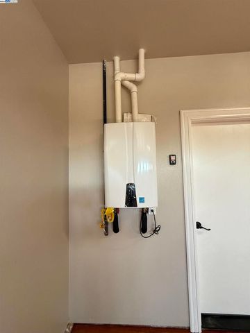 130 Mcgregor St, Merced, CA 95341