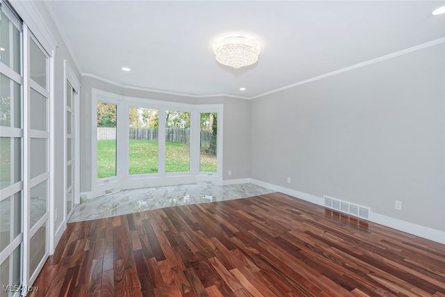 20601 Shelburne Road, Shaker Heights, OH 44122