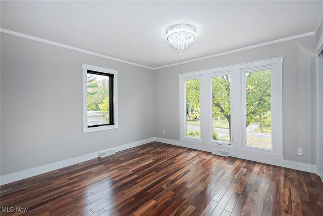 20601 Shelburne Road, Shaker Heights, OH 44122