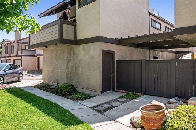 1806 N Vineyard A, Ontario, CA 91764