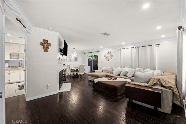 1806 N Vineyard A, Ontario, CA 91764