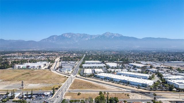 1806 N Vineyard A, Ontario, CA 91764