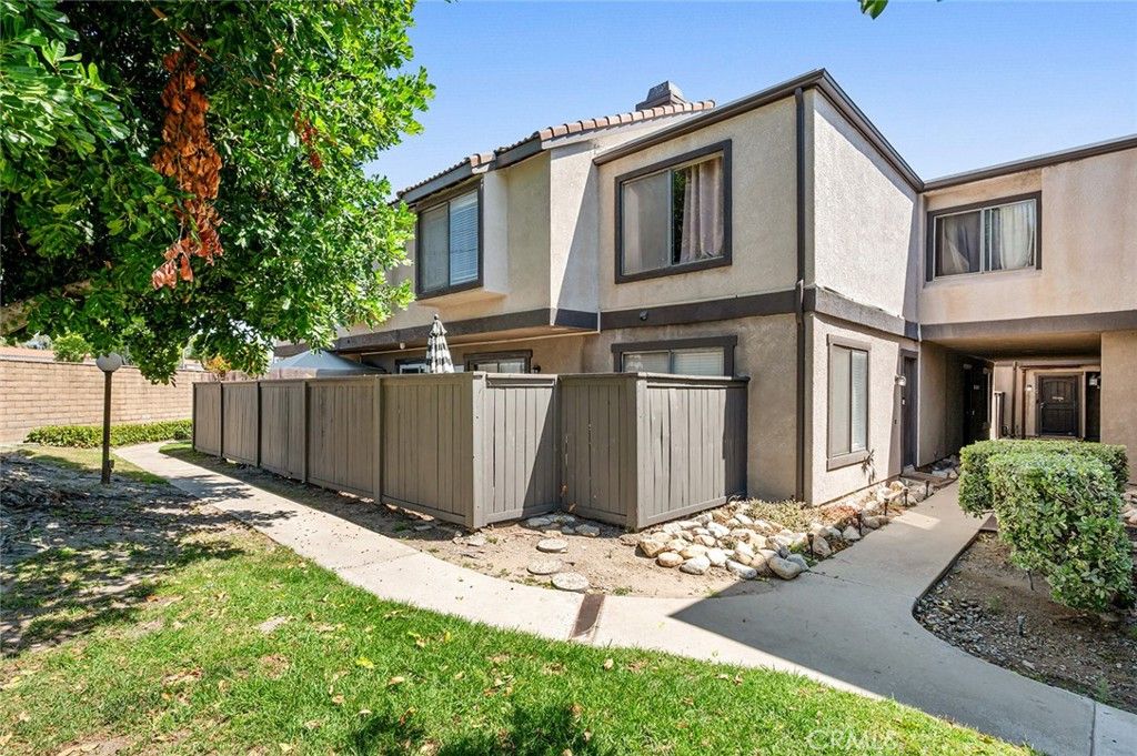 1806 N Vineyard A, Ontario, CA 91764