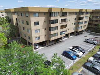 8030 Hampton Boulevard 404, North Lauderdale, FL 33068