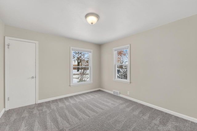 2822 S 48th STREET, Milwaukee, WI 53219