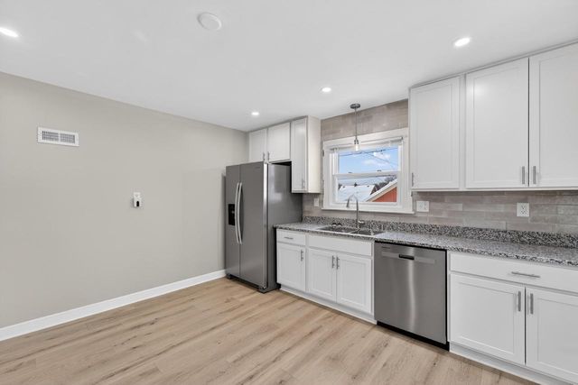 2822 S 48th STREET, Milwaukee, WI 53219