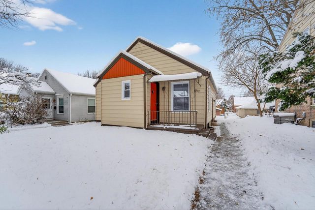 2822 S 48th STREET, Milwaukee, WI 53219