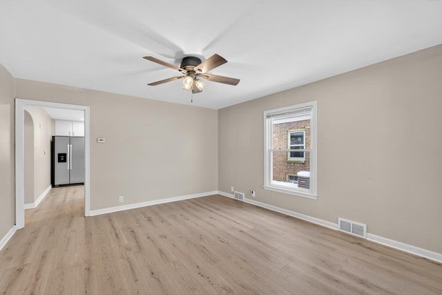 2822 S 48th STREET, Milwaukee, WI 53219