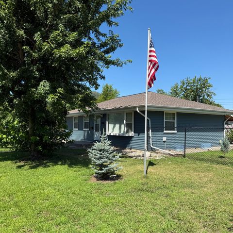 2016 W 90th Street, Bloomington, MN 55431