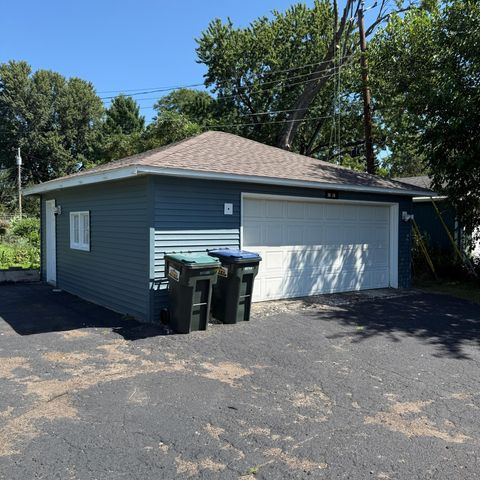 2016 W 90th Street, Bloomington, MN 55431