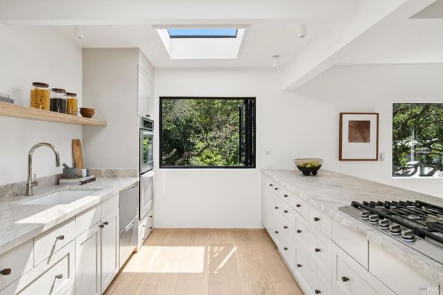 321 Pine Hill Rd, Mill Valley, CA 94941