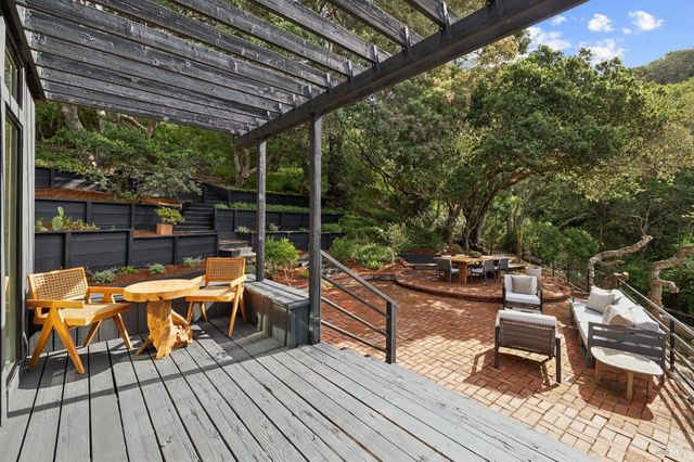 321 Pine Hill Rd, Mill Valley, CA 94941