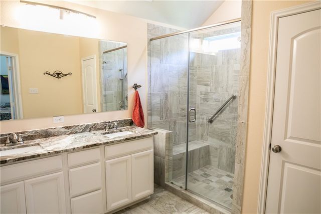 2010 Winepress, Brenham, TX 77835