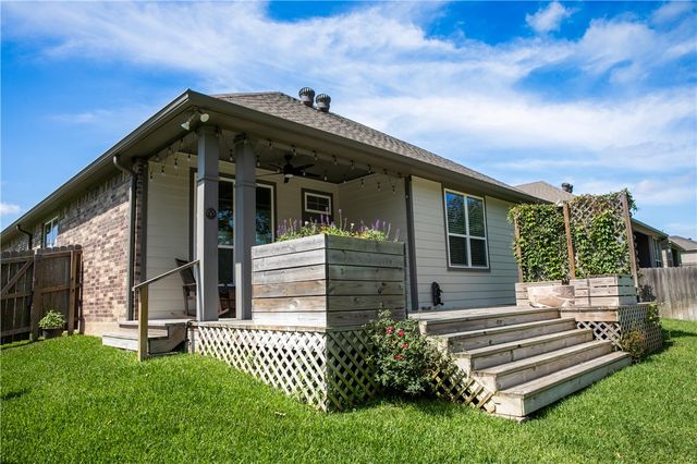 2010 Winepress, Brenham, TX 77835