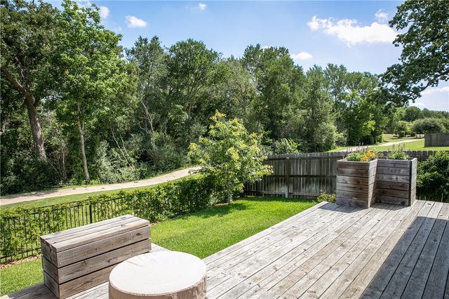 2010 Winepress, Brenham, TX 77835