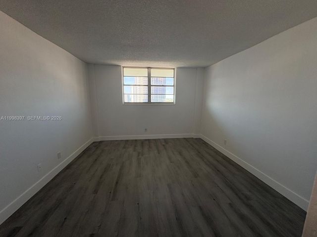19390 Collins Ave 1623, Sunny Isles Beach, FL 33160
