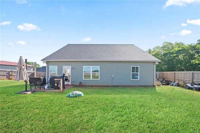 64 Neal Little Road, Carnesville, GA 30521
