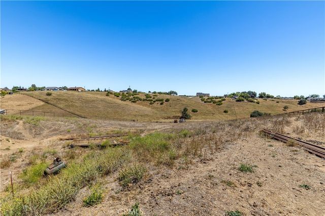 5740 Forked Horn, Paso Robles, CA 93446