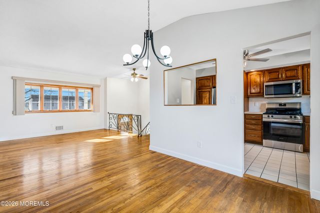 360 Colonial Drive, Toms River, NJ 08753