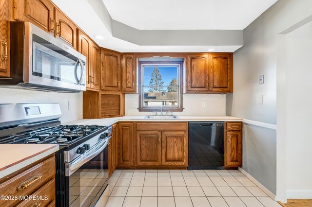 360 Colonial Drive, Toms River, NJ 08753