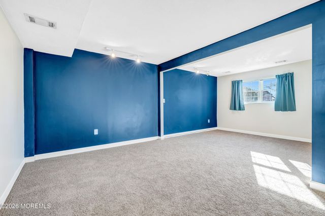 360 Colonial Drive, Toms River, NJ 08753