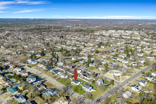 360 Colonial Drive, Toms River, NJ 08753