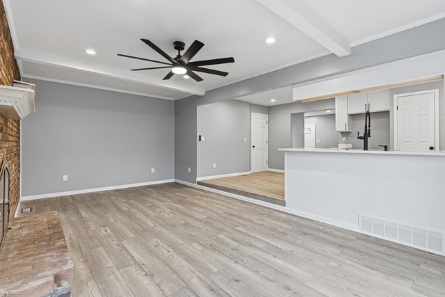 5093 Northlawn Drive, Sterling Heights, MI 48310