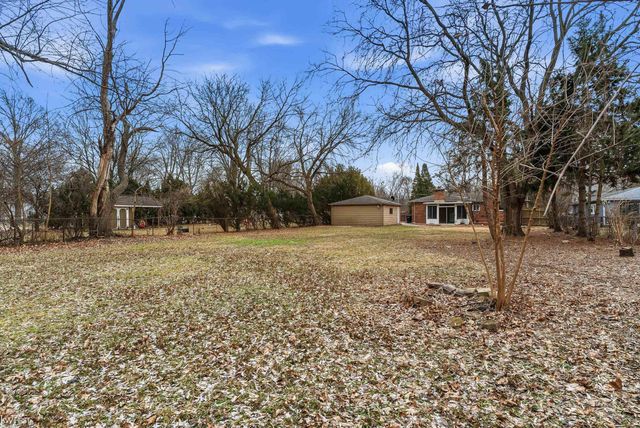 5093 Northlawn Drive, Sterling Heights, MI 48310