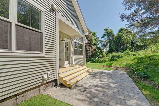 70 Fieldstone Drive, South Burlington, VT 05403