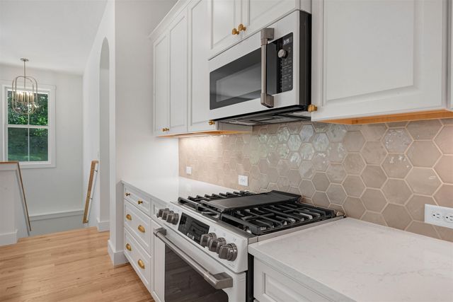 70 Fieldstone Drive, South Burlington, VT 05403