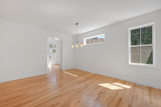 70 Fieldstone Drive, South Burlington, VT 05403