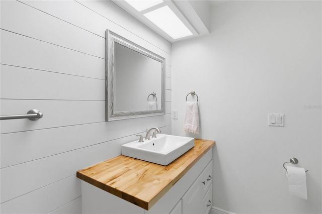 16045 HARBAR OAKS DRIVE, Montverde, FL 34756