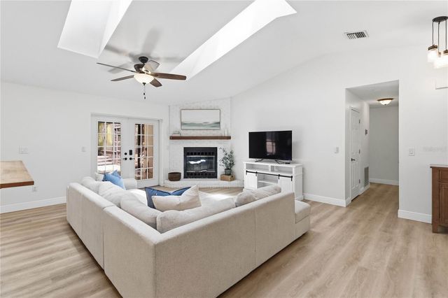 16045 HARBAR OAKS DRIVE, Montverde, FL 34756