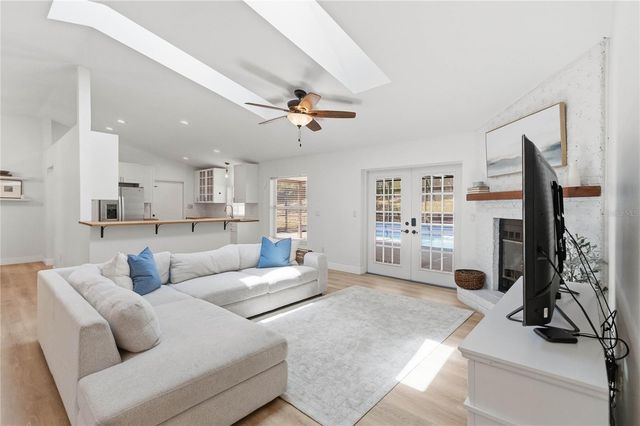 16045 HARBAR OAKS DRIVE, Montverde, FL 34756