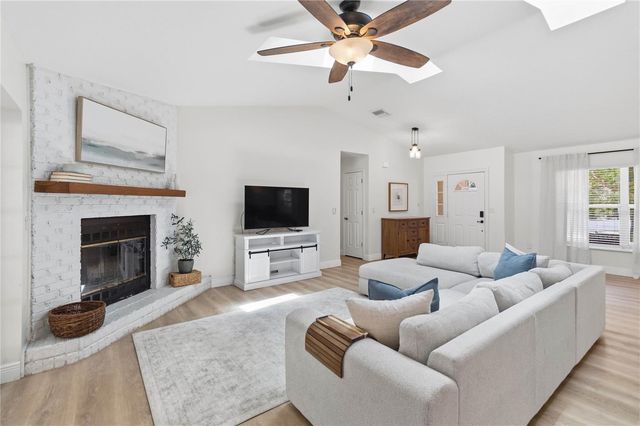 16045 HARBAR OAKS DRIVE, Montverde, FL 34756